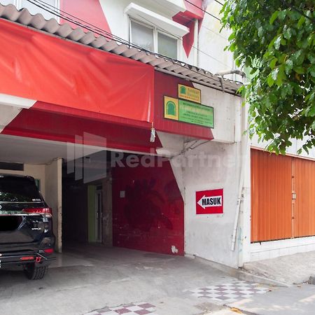J&B Rooms Pramuka Jakarta Mitra Reddoorz Ngoại thất bức ảnh
