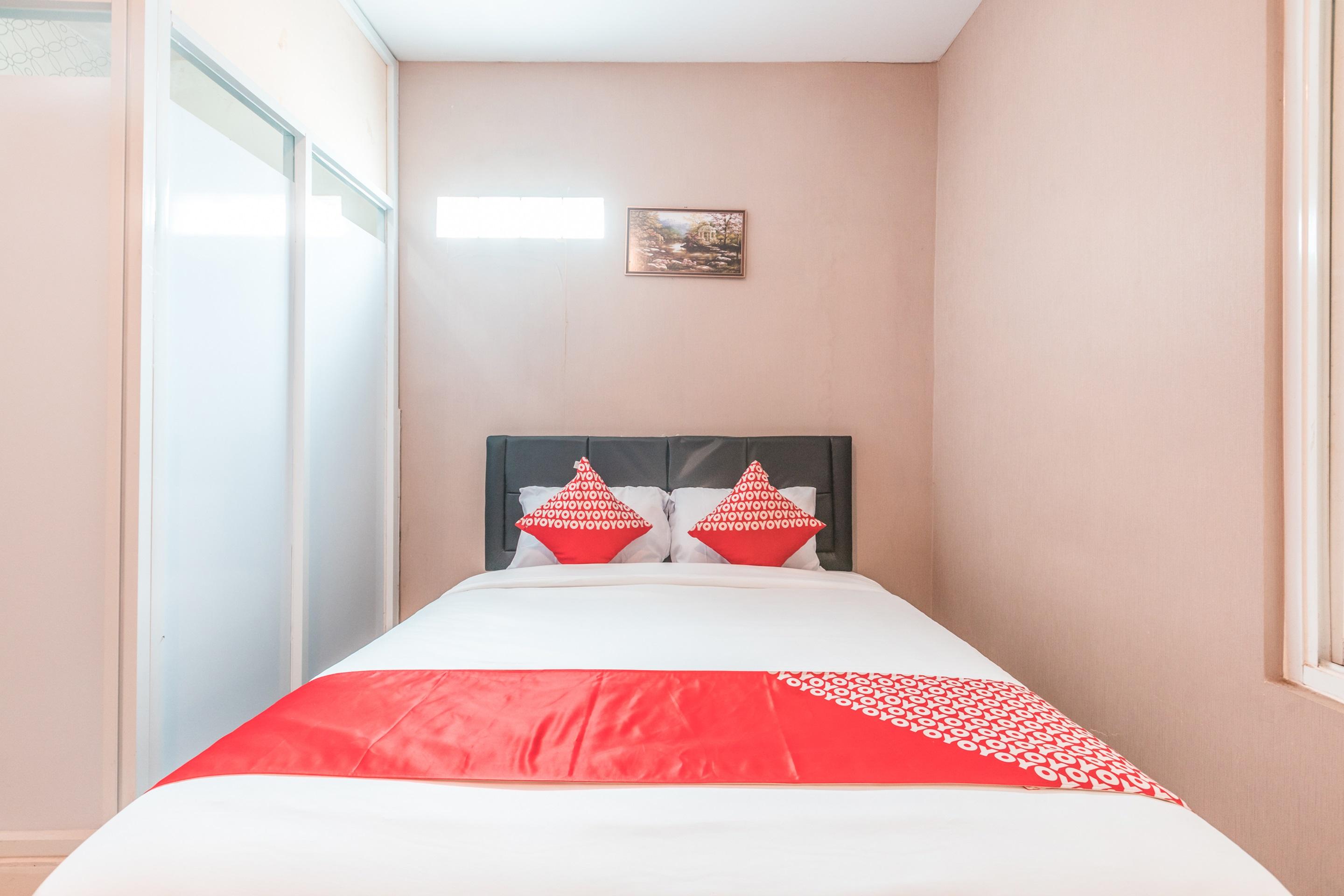 J&B Rooms Pramuka Jakarta Mitra Reddoorz Ngoại thất bức ảnh