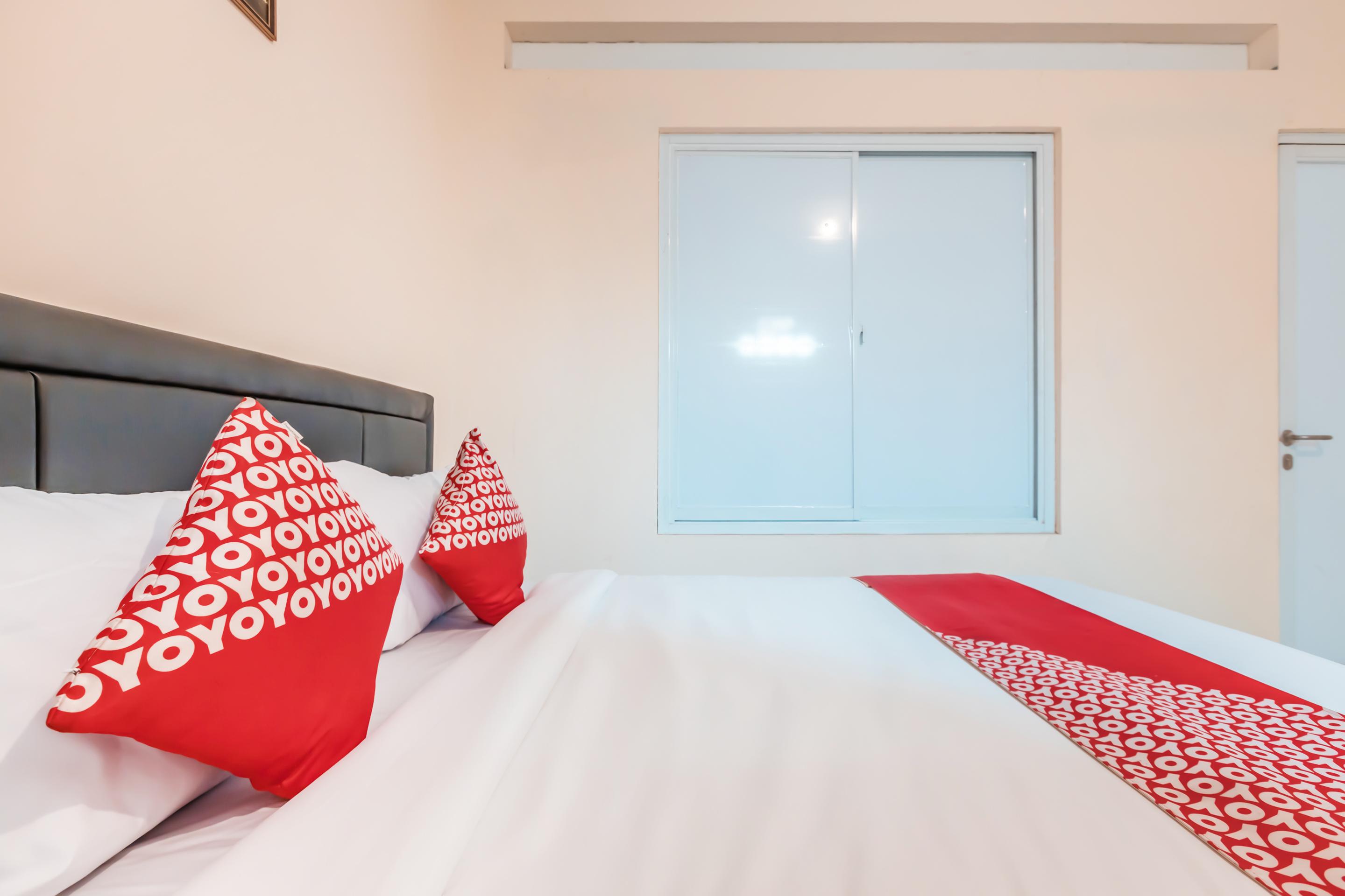J&B Rooms Pramuka Jakarta Mitra Reddoorz Ngoại thất bức ảnh