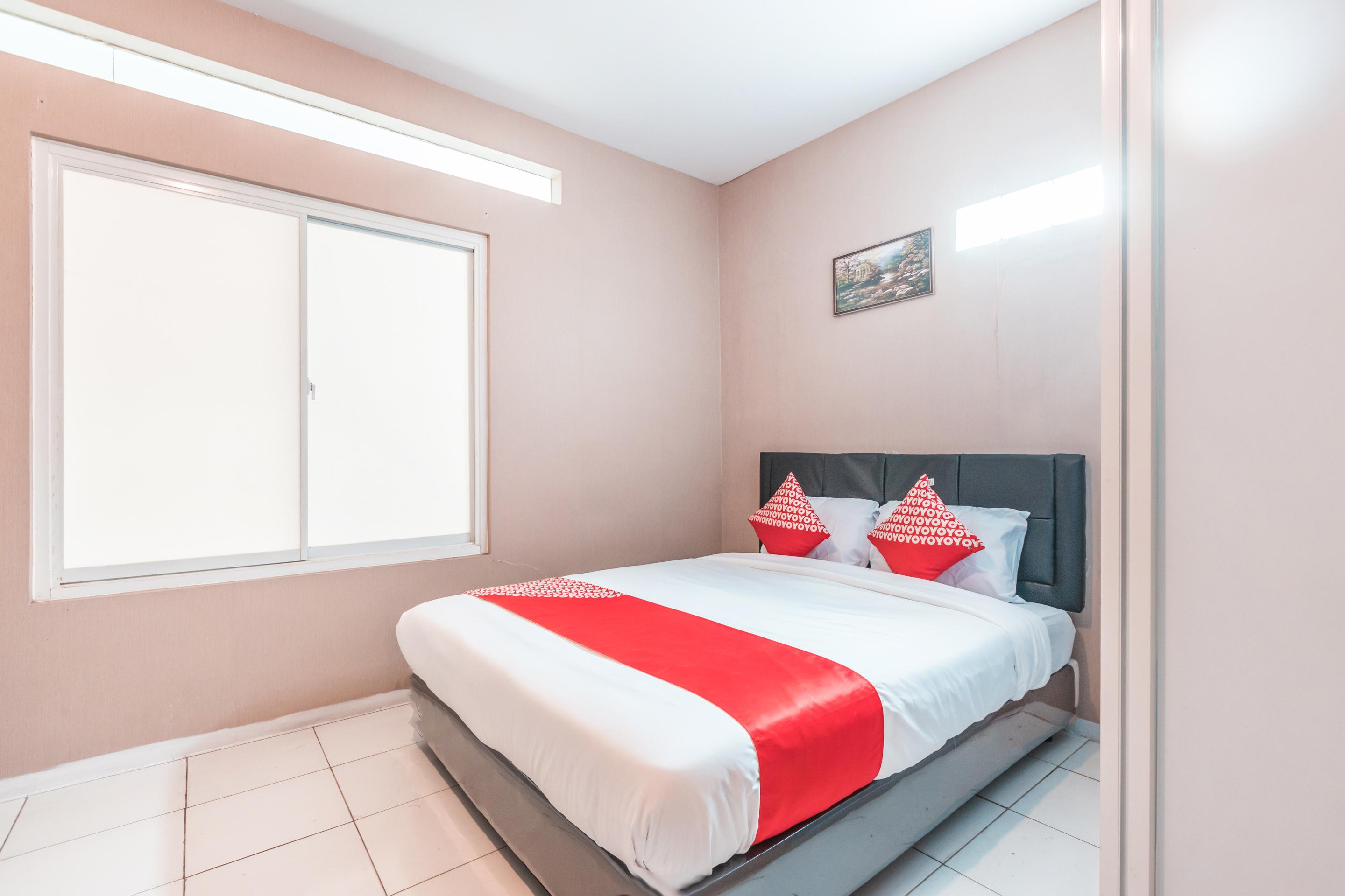 J&B Rooms Pramuka Jakarta Mitra Reddoorz Ngoại thất bức ảnh