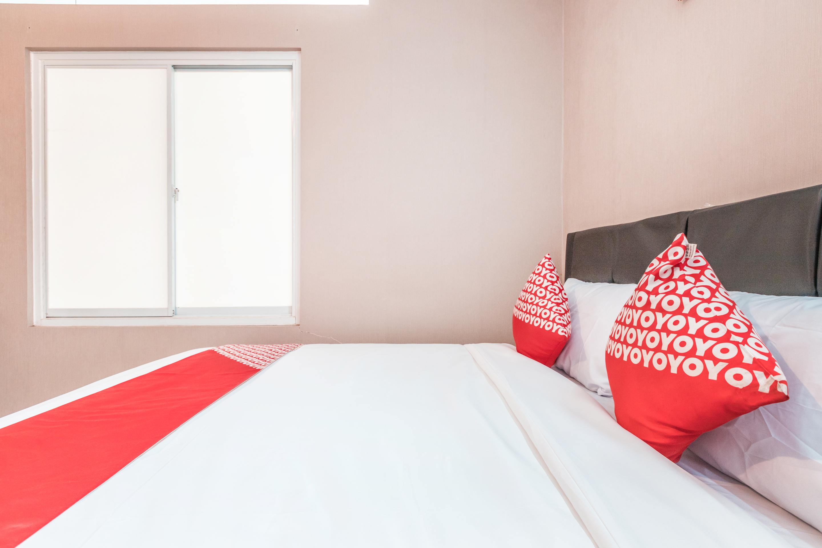 J&B Rooms Pramuka Jakarta Mitra Reddoorz Ngoại thất bức ảnh