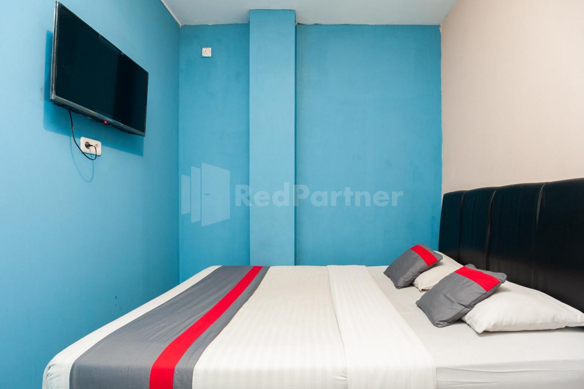 J&B Rooms Pramuka Jakarta Mitra Reddoorz Ngoại thất bức ảnh